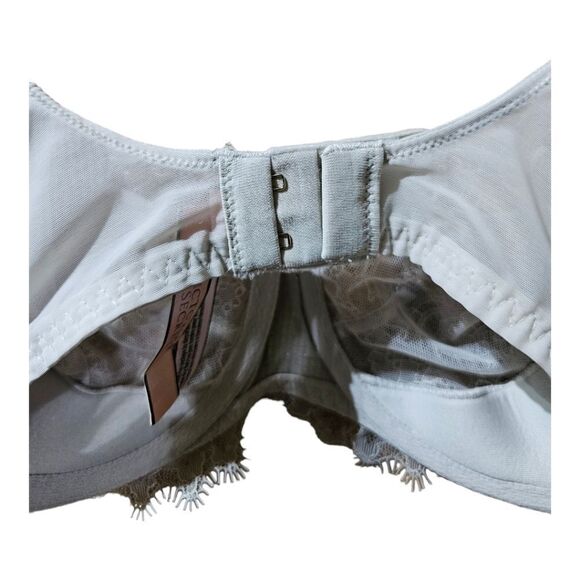 VICTORIA'S SECRET Dream Angels Pale Gold Push‎ Up Lace Bra - Size 32DDD - Picture 5 of 8